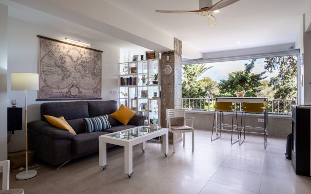 Resale - Apartment / flat - Orihuela Costa - Punta Prima