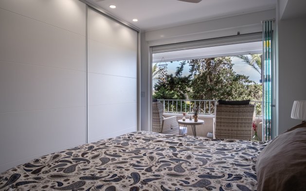 Resale - Apartment / flat - Orihuela Costa - Punta Prima