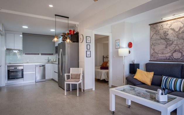 Resale - Apartment / flat - Orihuela Costa - Punta Prima