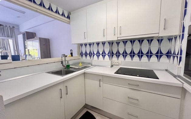 Resale - Apartment / flat - Orihuela Costa - La Zenia