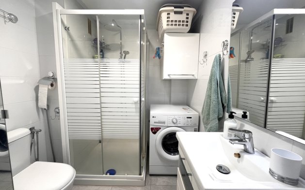 Resale - Apartment / flat - Orihuela Costa - La Zenia