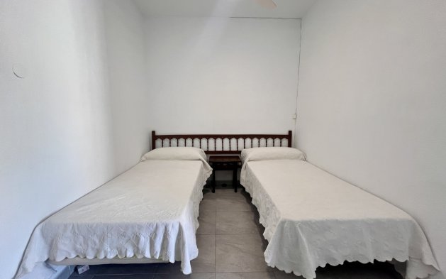 Resale - Apartment / flat - Orihuela Costa - La Zenia