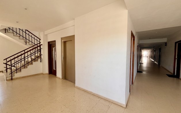 Resale - Apartment / flat - Orihuela Costa - La Zenia