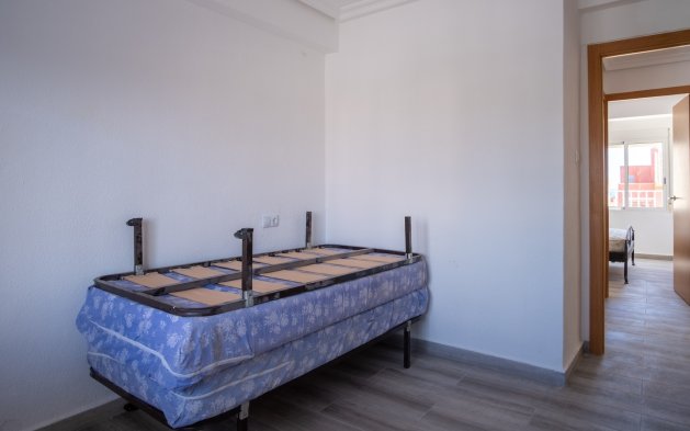 Resale - Apartment / flat - Pilar de la Horadada - Torre de la Horadada