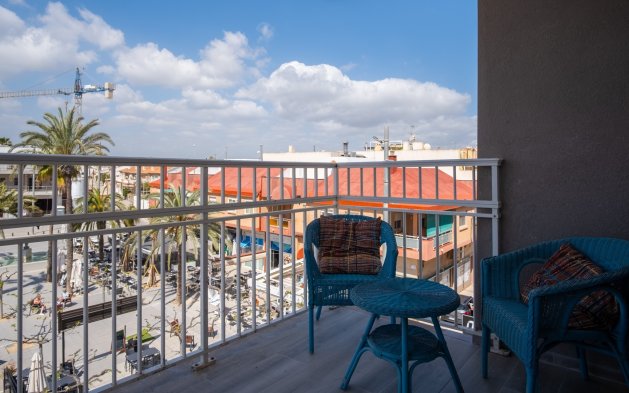 Resale - Apartment / flat - Pilar de la Horadada - Torre de la Horadada