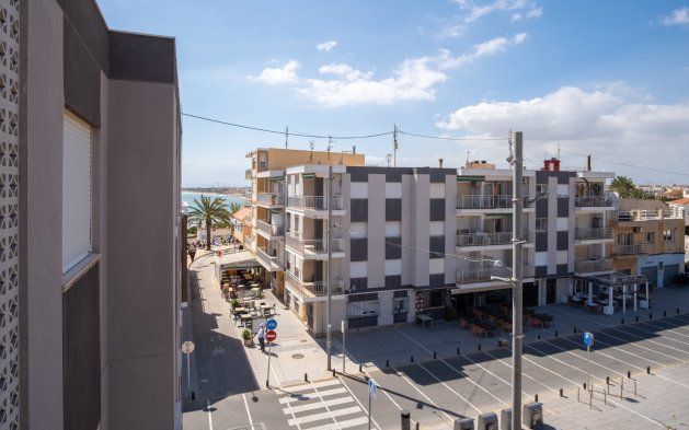 Resale - Apartment / flat - Pilar de la Horadada - Torre de la Horadada