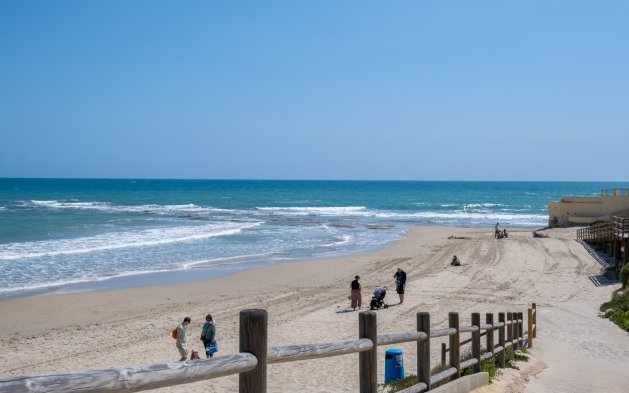 Resale - Apartment / flat - Pilar de la Horadada - Torre de la Horadada