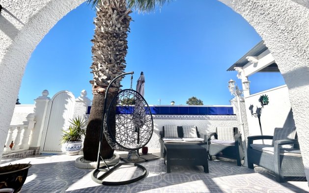 Perpardavimas - Vila - Orihuela Costa - Villamartín