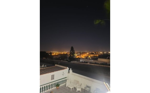 Perpardavimas - Vila - Orihuela Costa - Villamartín