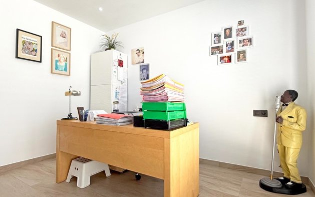 Perpardavimas - Vila - Orihuela Costa - Villamartín