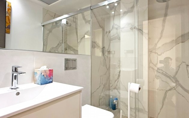 Perpardavimas - Vila - Orihuela Costa - Villamartín