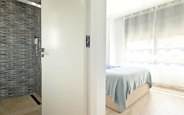 Perpardavimas - Vila - Orihuela Costa - Villamartín