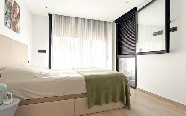 Perpardavimas - Vila - Orihuela Costa - Villamartín