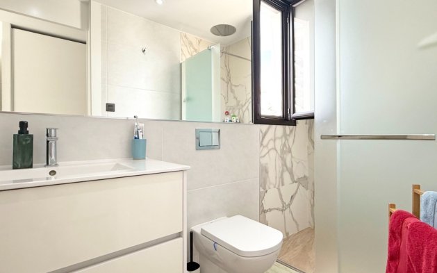 Perpardavimas - Vila - Orihuela Costa - Villamartín