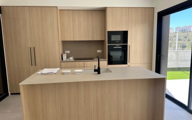Resale - Villa - Finestrat - Alicante