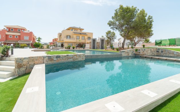 Obra nueva - Bungalow - Torrevieja