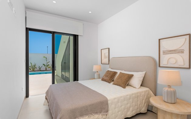 Obra nueva - Villa - Los Alcázares