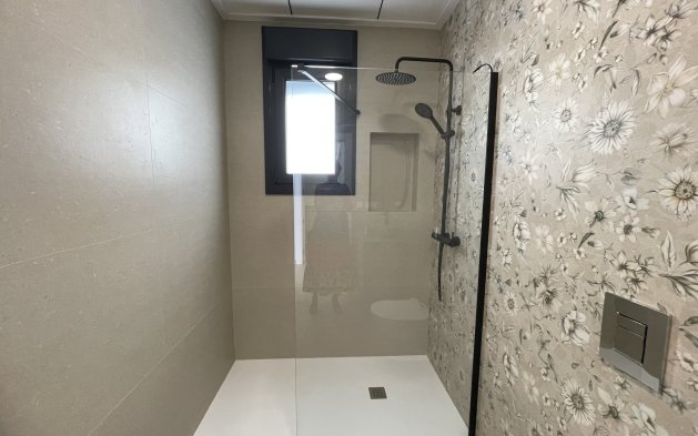 Obra nueva - Villa - Heredades