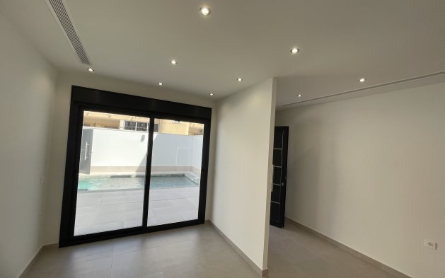 Obra nueva - Villa - Heredades