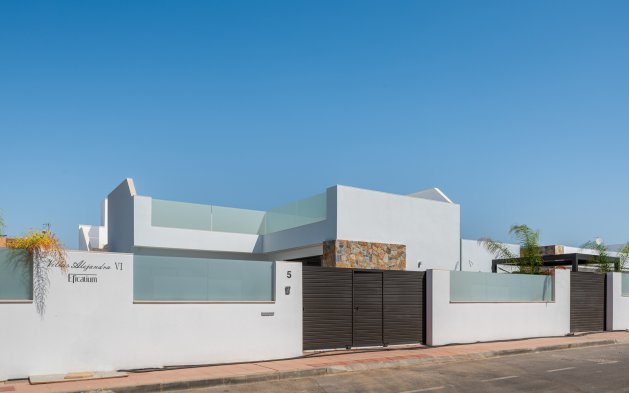 Obra nueva - Villa - Los Alcázares