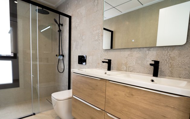 Nauja statyba - Dvipusis - Heredades