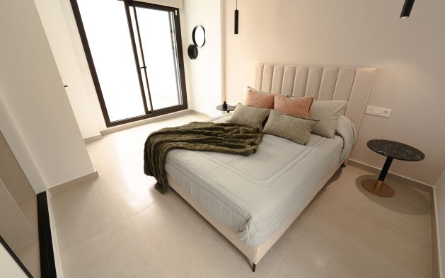 Nauja statyba - Dvipusis - Heredades