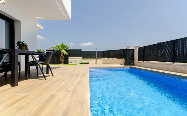 Obra nueva - Villa - Orihuela Costa