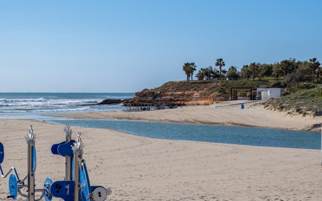 Resale - Bungalow - Pilar de la Horadada - Mil Palmeras