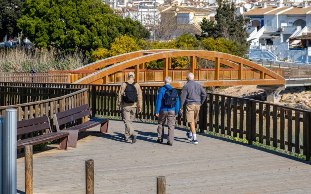 Resale - Bungalow - Pilar de la Horadada - Mil Palmeras