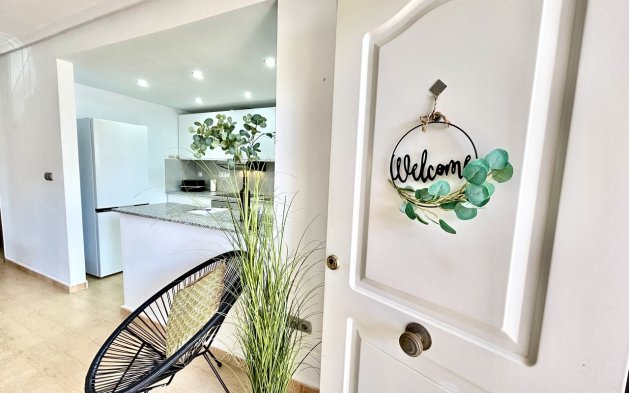 Resale - Apartment / flat - Orihuela Costa - Villamartín