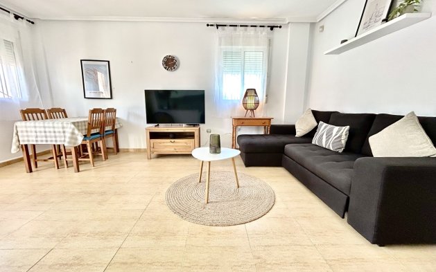 Resale - Apartment / flat - Orihuela Costa - Villamartín
