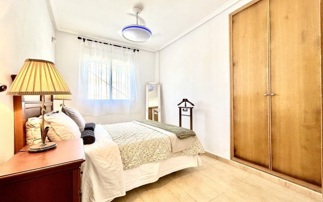 Resale - Apartment / flat - Orihuela Costa - Villamartín