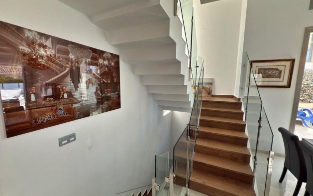 Resale - Villa - Orihuela Costa - Villamartín