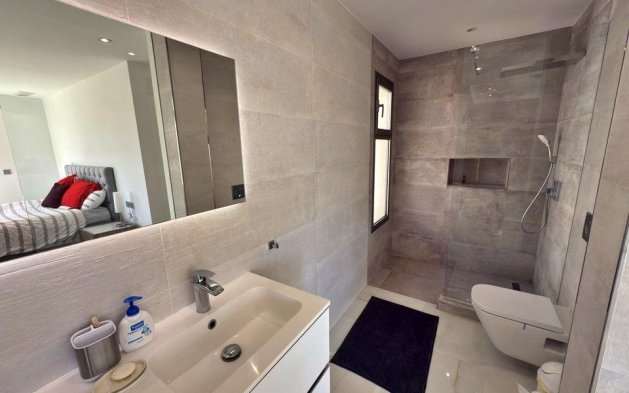 Resale - Villa - Orihuela Costa - Villamartín