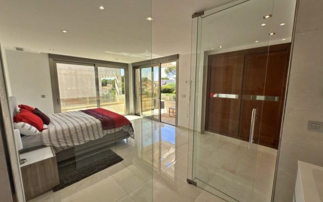 Resale - Villa - Orihuela Costa - Villamartín