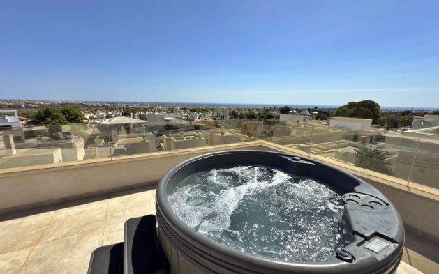 Resale - Villa - Orihuela Costa - Villamartín