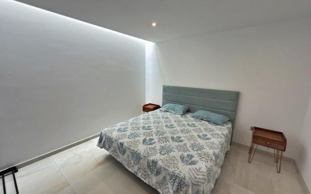 Resale - Villa - Orihuela Costa - Villamartín