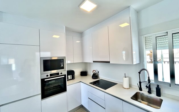 Resale - Villa - Orihuela Costa - Villamartín