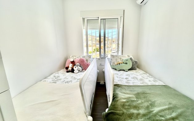 Resale - Villa - Orihuela Costa - Villamartín