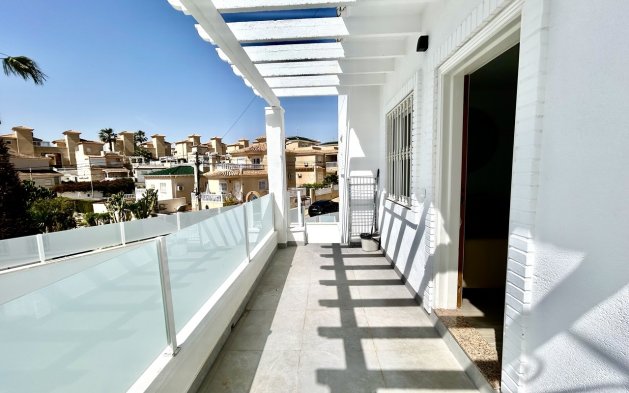 Resale - Villa - Orihuela Costa - Villamartín