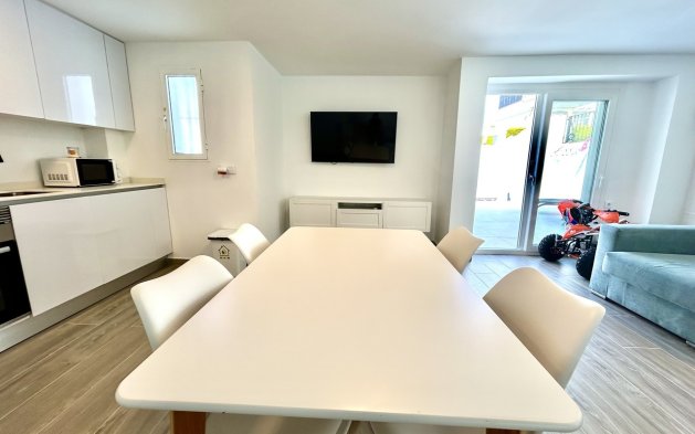 Resale - Villa - Orihuela Costa - Villamartín