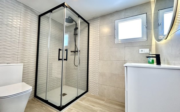 Resale - Villa - Orihuela Costa - Villamartín