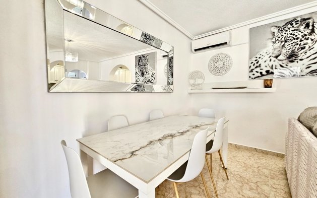 Resale - Townhouse - Torrevieja - Punta Prima