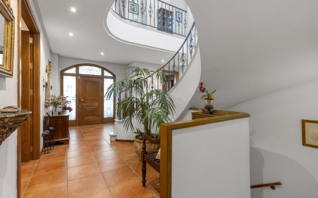 Resale - Villa - Torrevieja - La Veleta