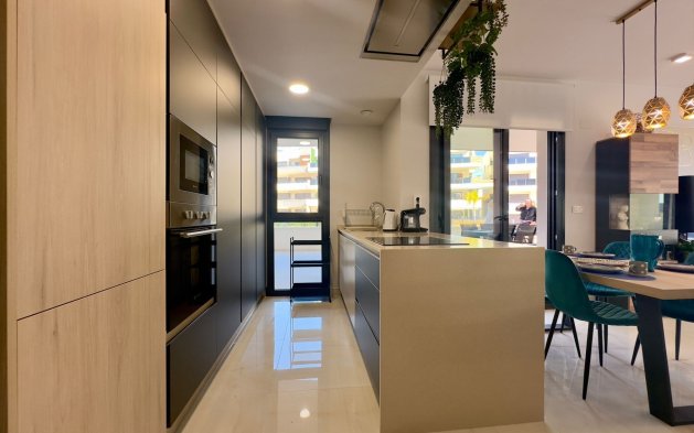 Resale - Apartment / flat - Orihuela Costa - Playa Flamenca