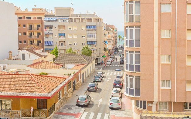 Resale - Apartment / flat - Torrevieja - Playa del Cura