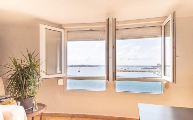 Resale - Apartment / flat - Torrevieja - El Acequión - Los Náufragos