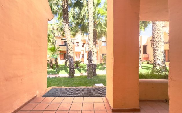 Resale - Apartment / flat - Los Alcázares - Punta Calera