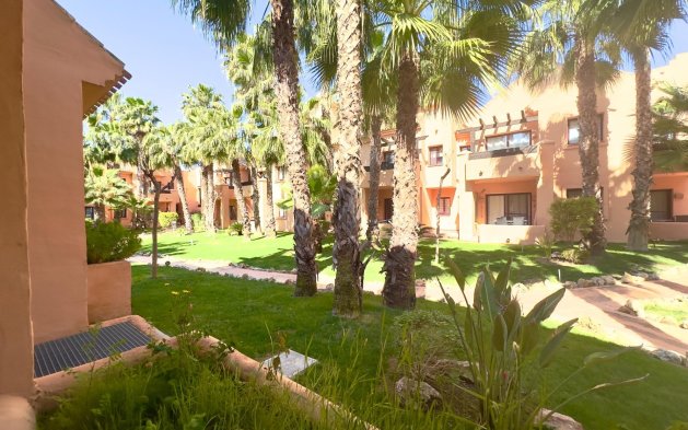 Resale - Apartment / flat - Los Alcázares - Punta Calera