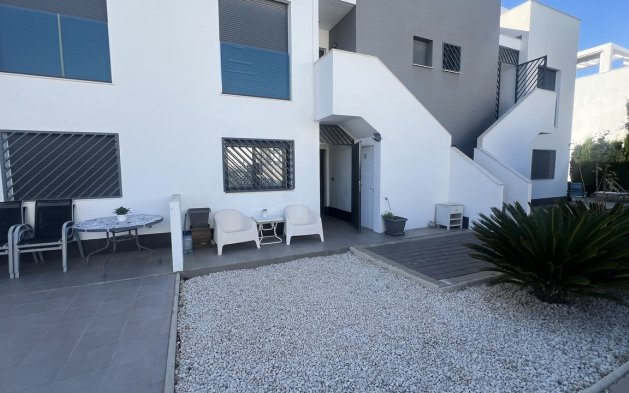 Resale - Apartment / flat - Orihuela Costa - La Zenia